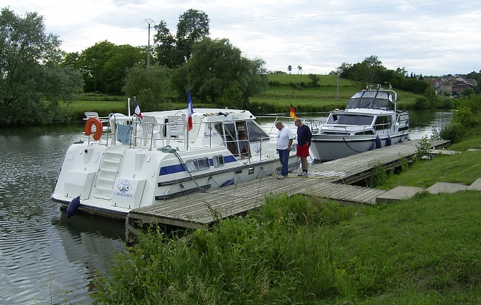 . . . am Anleger von Baulay/Fouchcourt.