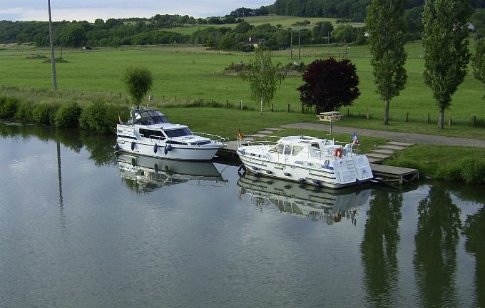 . . . am Anleger von Baulay/Fouchcourt.