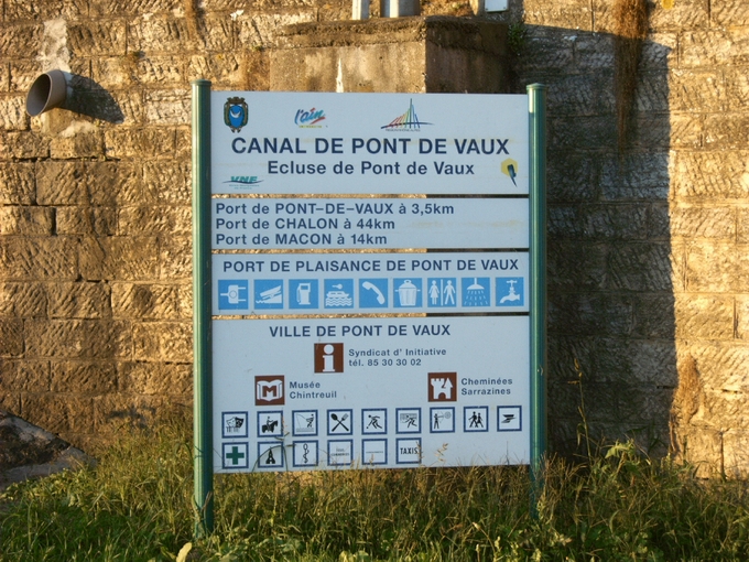 Canal de Pont-de-Vaux